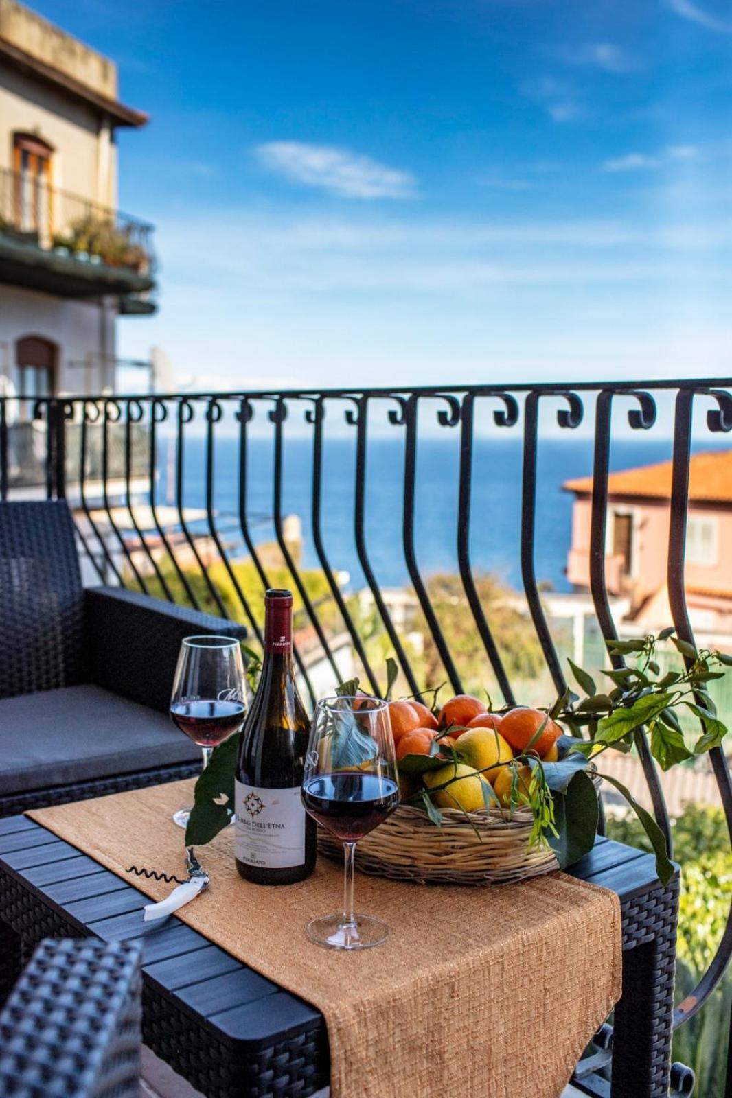Suite Apartment Taormina Luaran gambar